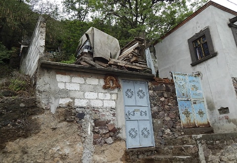 Impostergable desalojo de familias 