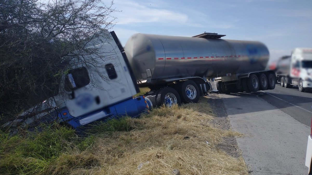 Reportan choque en la México-Querétaro; a la altura de San Juan del Río