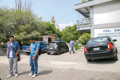 Robos en UAQ, reflejo de la sociedad, dice rector