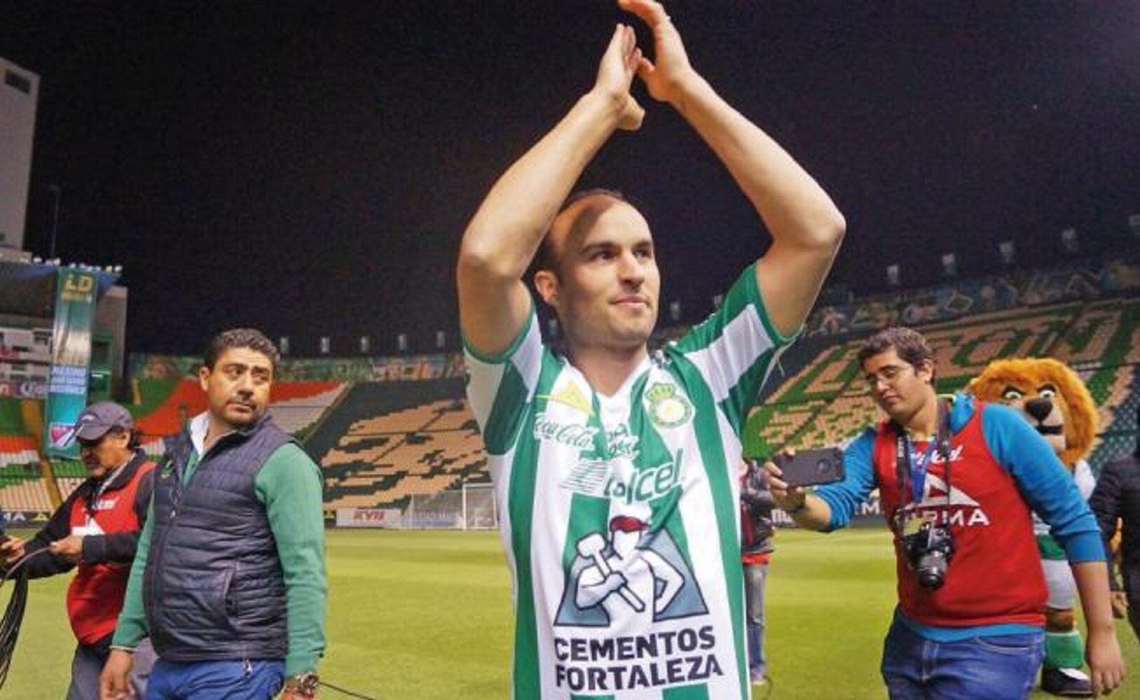 Donovan aún no podrá debutar