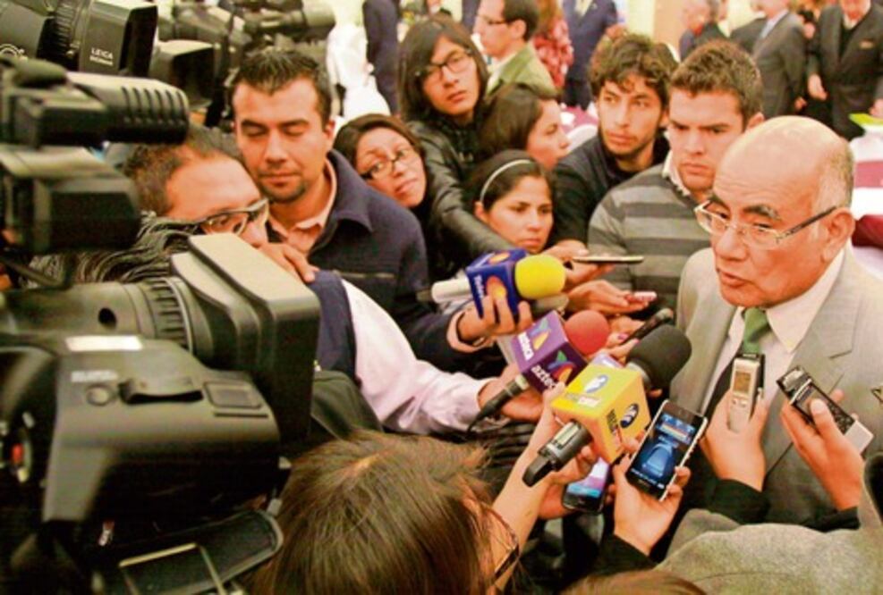 Corregidora planea dar 7 mil 500 becas