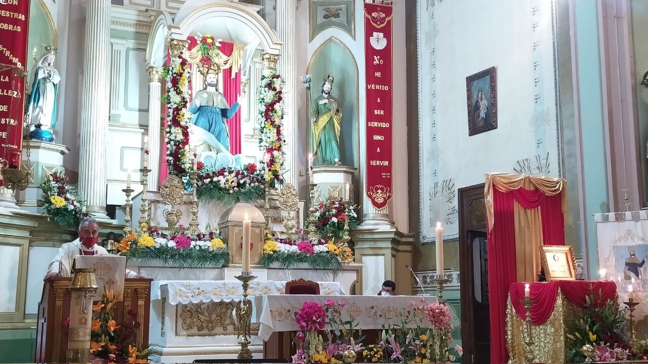 Con misa celebran 490 aniversario de la fundación de Querétaro