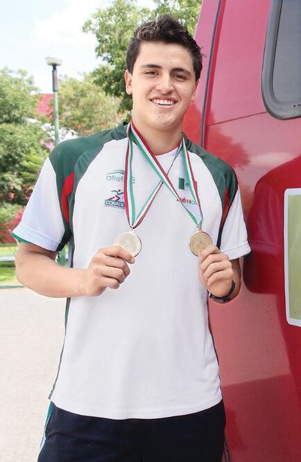 Squashista Zayas culmina etapa juvenil