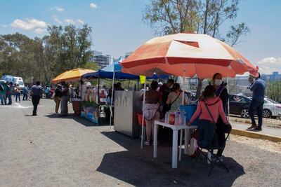 “Está floja la venta pero uno tiene que trabajar”