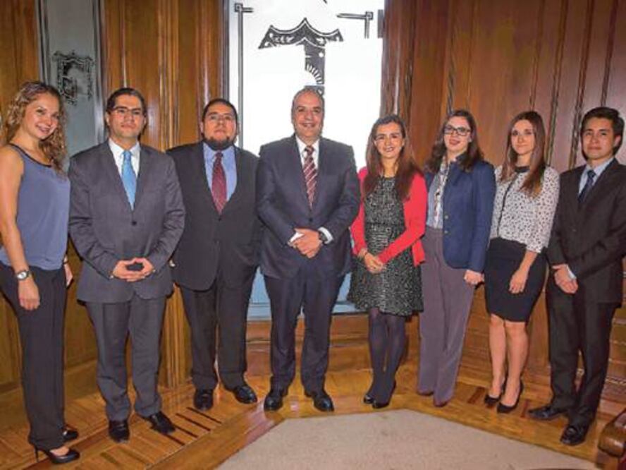 Alcalde comparte plan anticorrupción