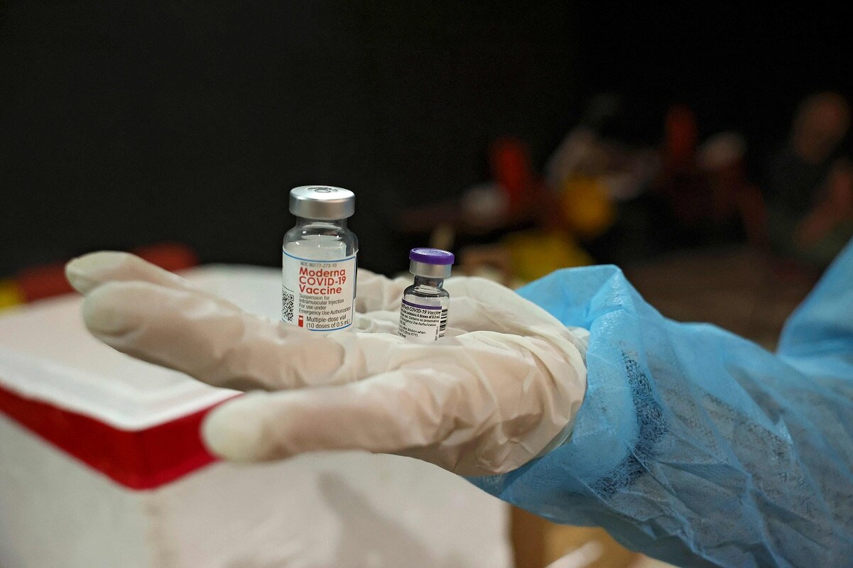 Anuncian dosis refuerzo contra el Covid-19 para sector educativo de Querétaro 