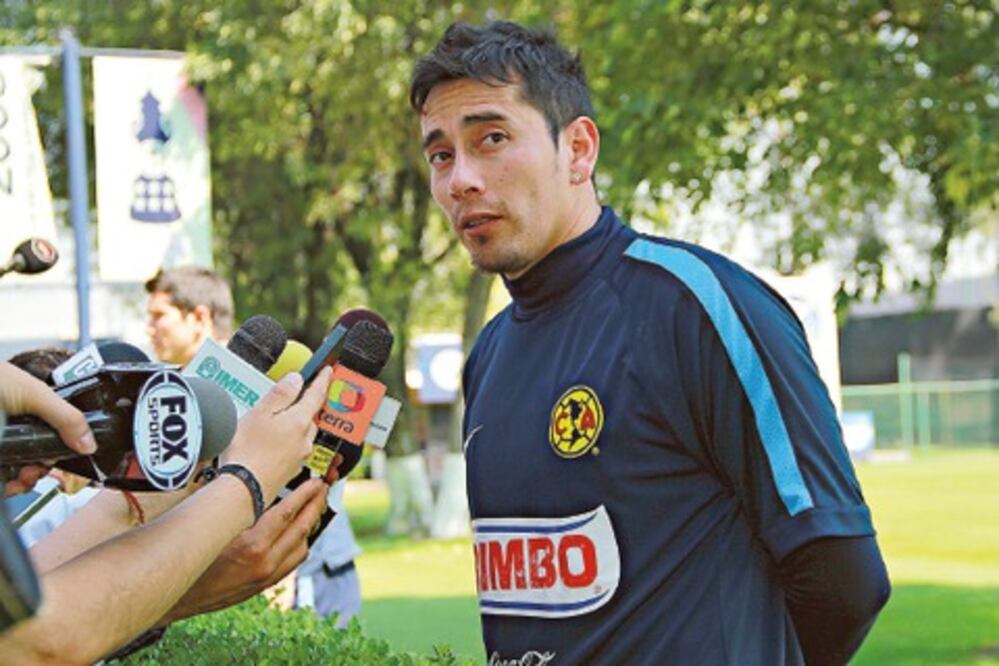 Molesta a Sambueza el tema extracancha