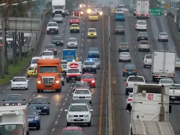 Podría haber reemplacamiento de los automóviles en Querétaro
