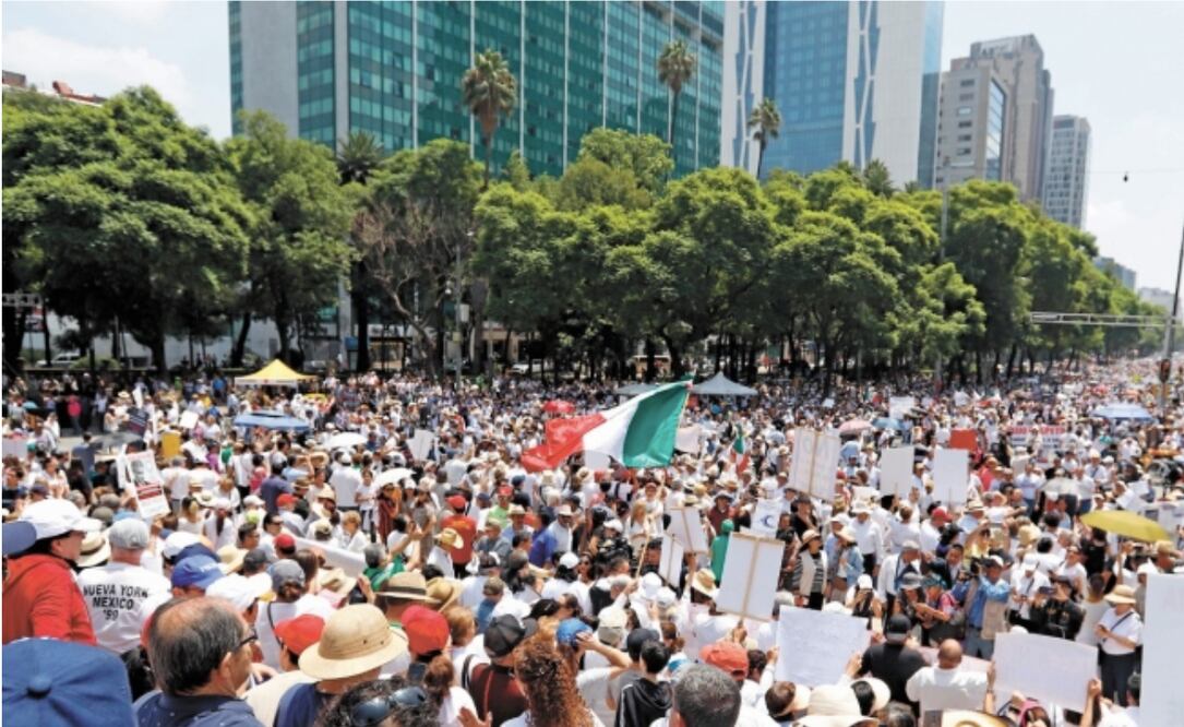 A nivel nacional. Las organizaciones civiles dijeron que la marcha anti- AMLO se replicará en más de 30 ciudades del país. ARCHIVO EL UNIVERSAL
