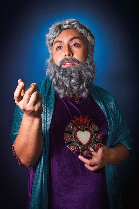 Una obra que hace mofa de los “facebookeros”