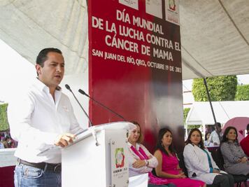 Conmemoran Día Mundial contra el Cáncer de Mama