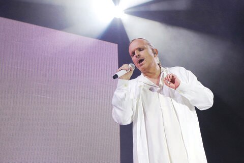 Bosé, entre el amor y bambú