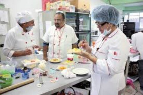 Desarrollan productos frutales para exportar