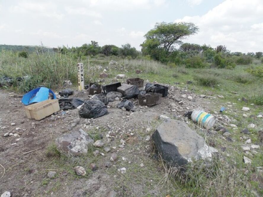 Descubren toma ilegal de diésel en Mompaní 