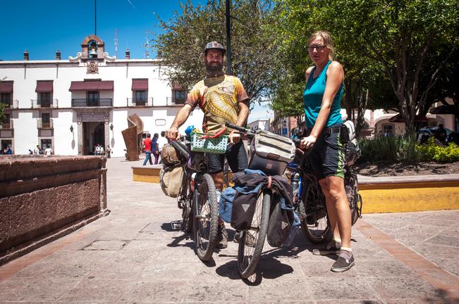 Pedaleando, polacos conocen el país