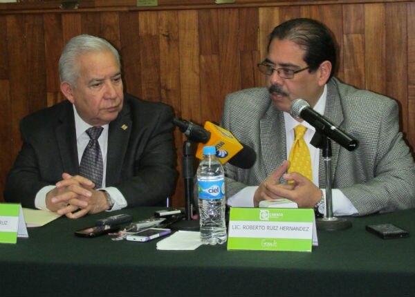 Declina Puente a favor de Roberto Ruíz