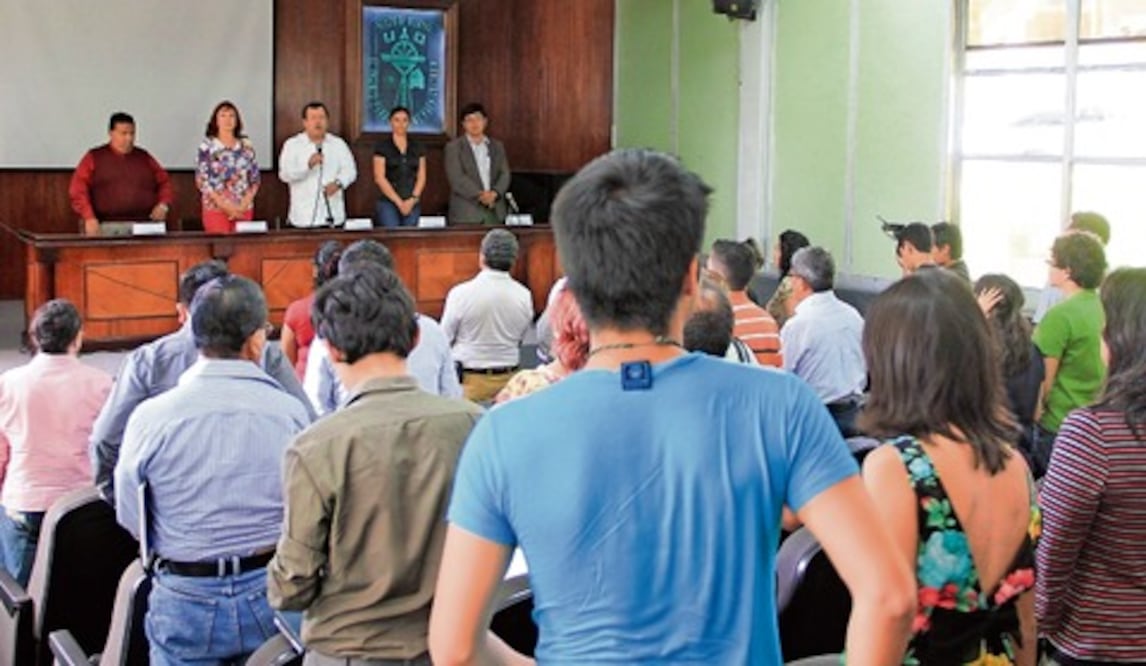 Buscan vincular a sociedad con el saber