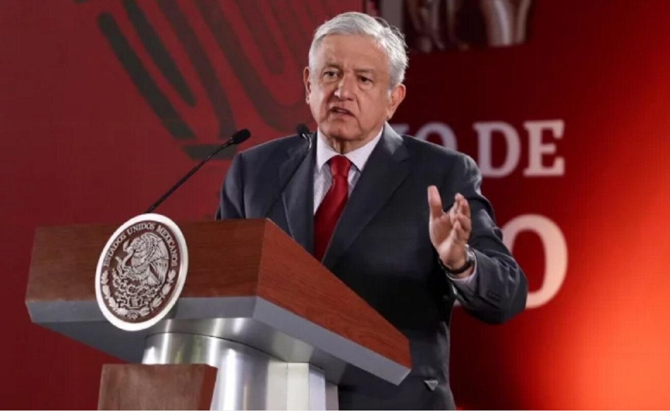 AMLO pide a población de Santa Rosa de Lima a no proteger a delincuentes