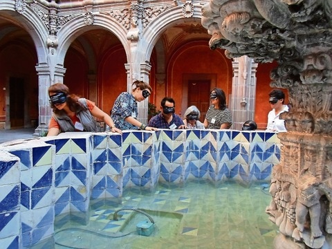 Visita a ciegas al Museo de Arte