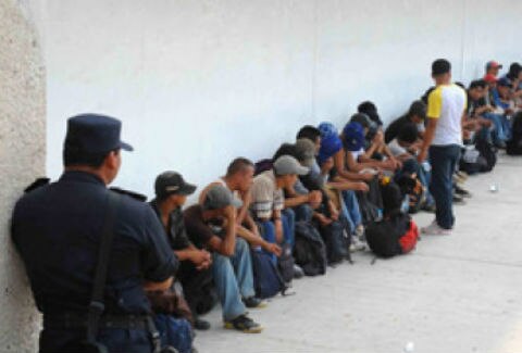 Detienen a 67 centroamericanos