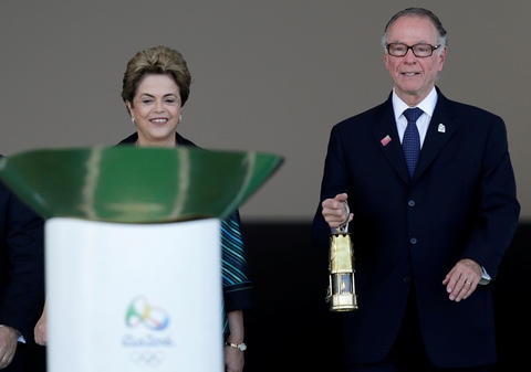 La llama aterriza en Brasil