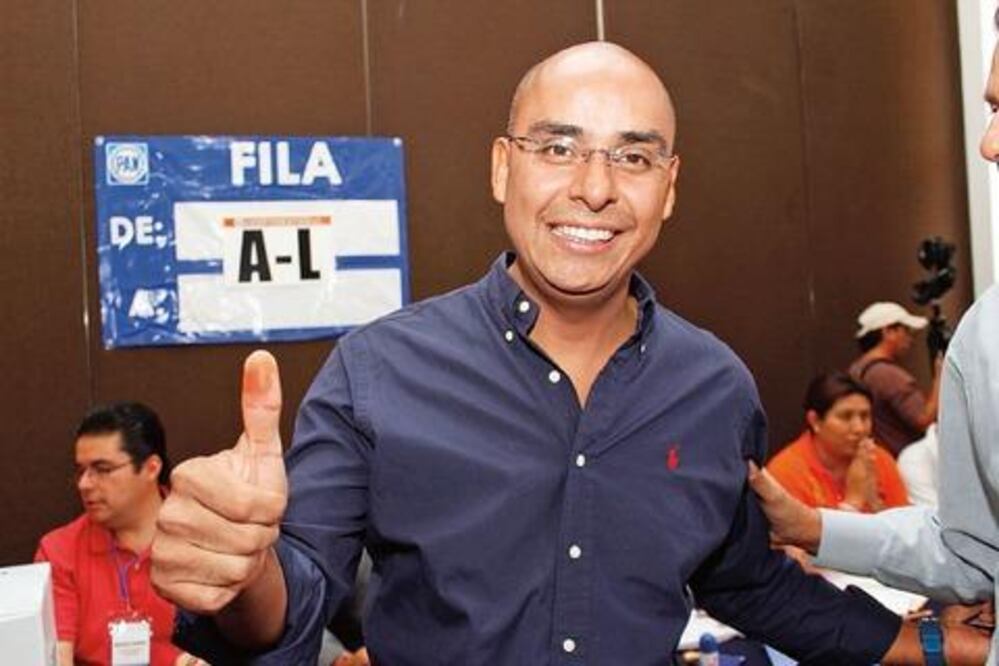 Debe PAN expulsar a Marcos y Domínguez