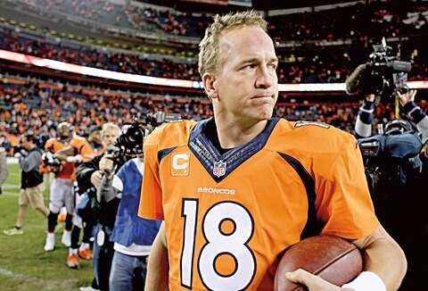 Manning reduce su sueldo