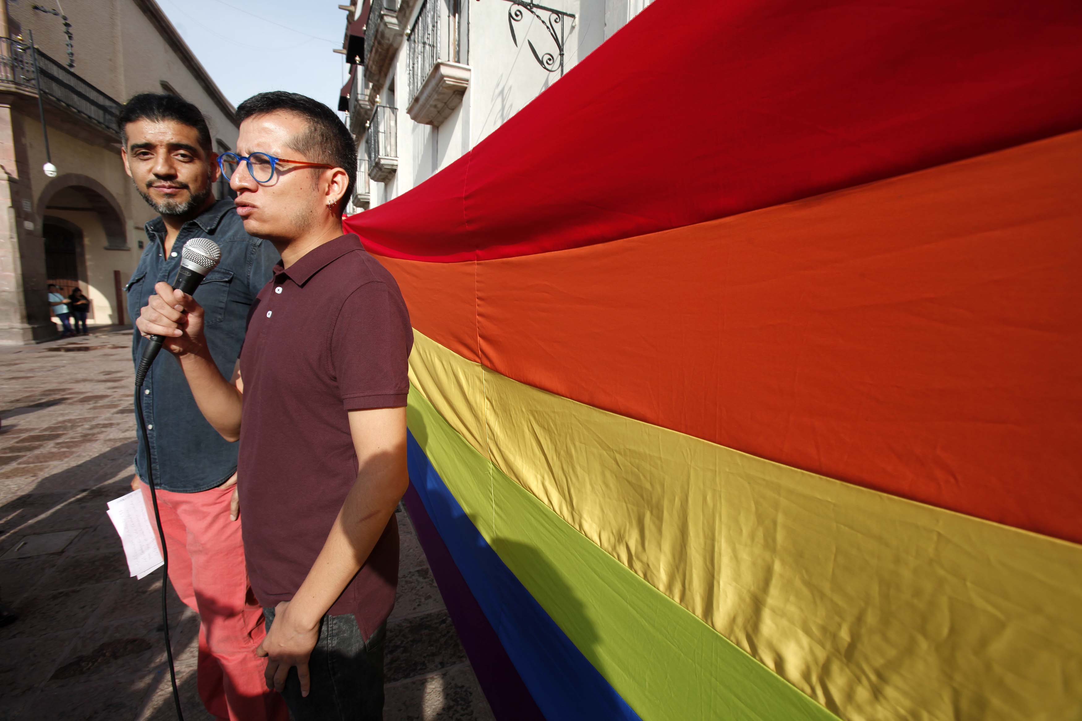 Comunidad LGBT clausurará Congreso de Querétaro para exigir matrimonio igualitario