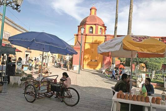 Bernal va contra informales