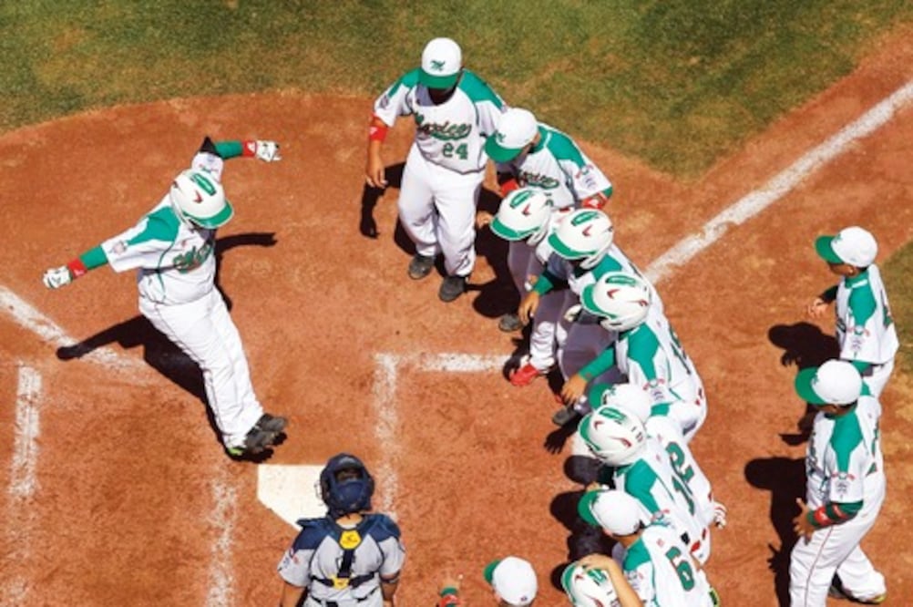 México revive con gran bateo ante los oceánicos