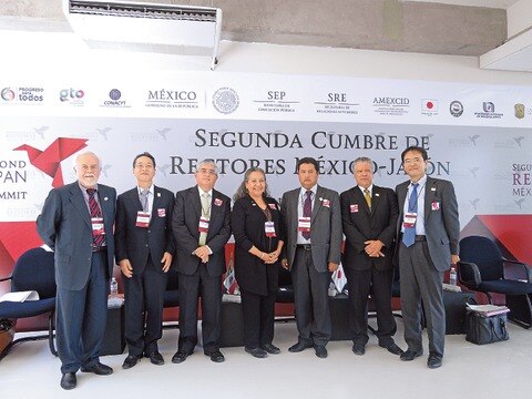 Participa la UTSJR en cumbre global
