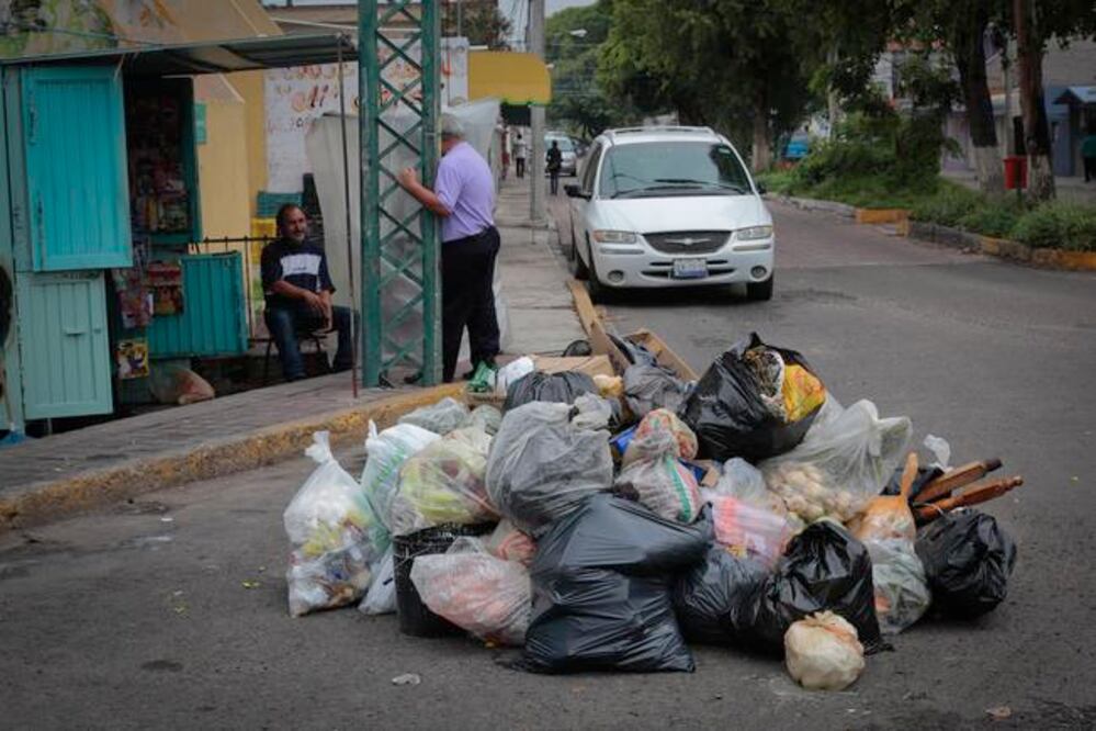 El secretario de Servicios Públicos, Alejandro González, dijo que sólo tuvieron dos quejas por retraso en la recolección de basura (ARCHIVO. EL UNIVERSAL)