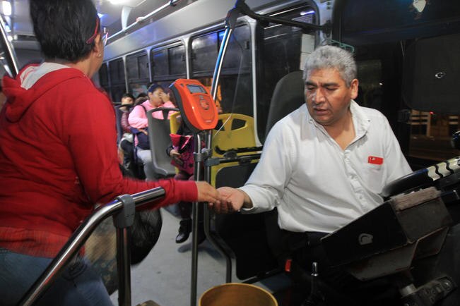 Francisco Domínguez envía iniciativa sobre subsidio en pago de transporte