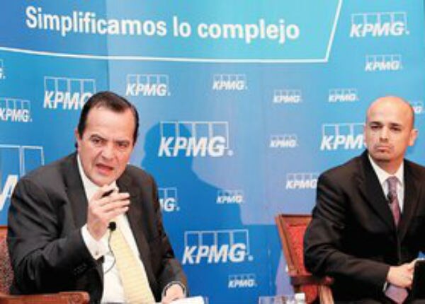 Instan a empresas a cotizar en BMV