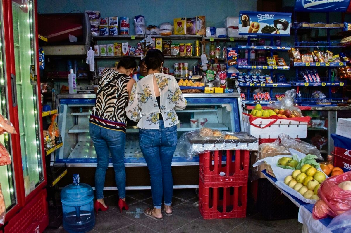 Sigue rezago en comercio informal tras la pandemia