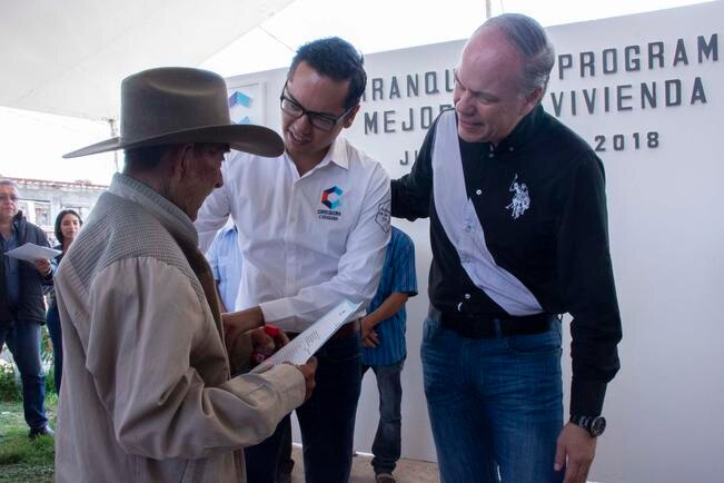 Mejoran viviendas en Corregidora: Guerrero Trápala