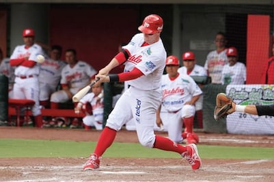 Acechan Diablos Rojos barrida