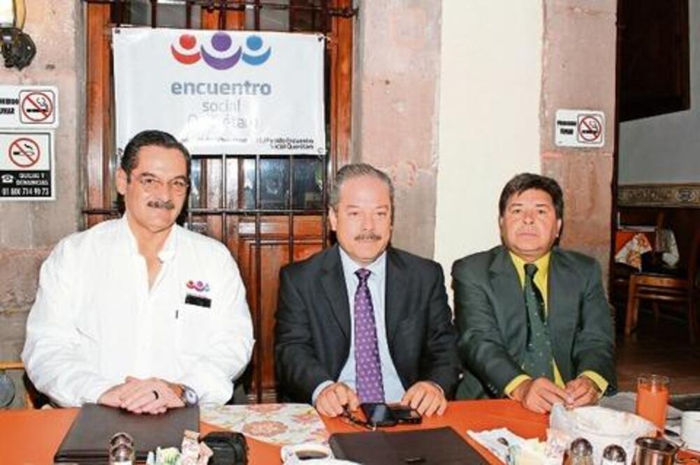 Aspirantes se aprovechan de laguna en ley