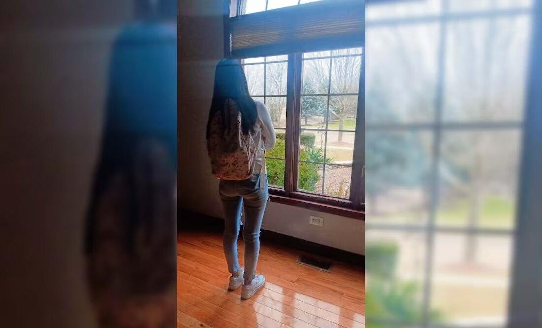 Karla señala que este año sus hijos ya no pueden salir a pasear y sólo van de su casa a la escuela, por temor de que los detenga el ICE. Foto: Especial