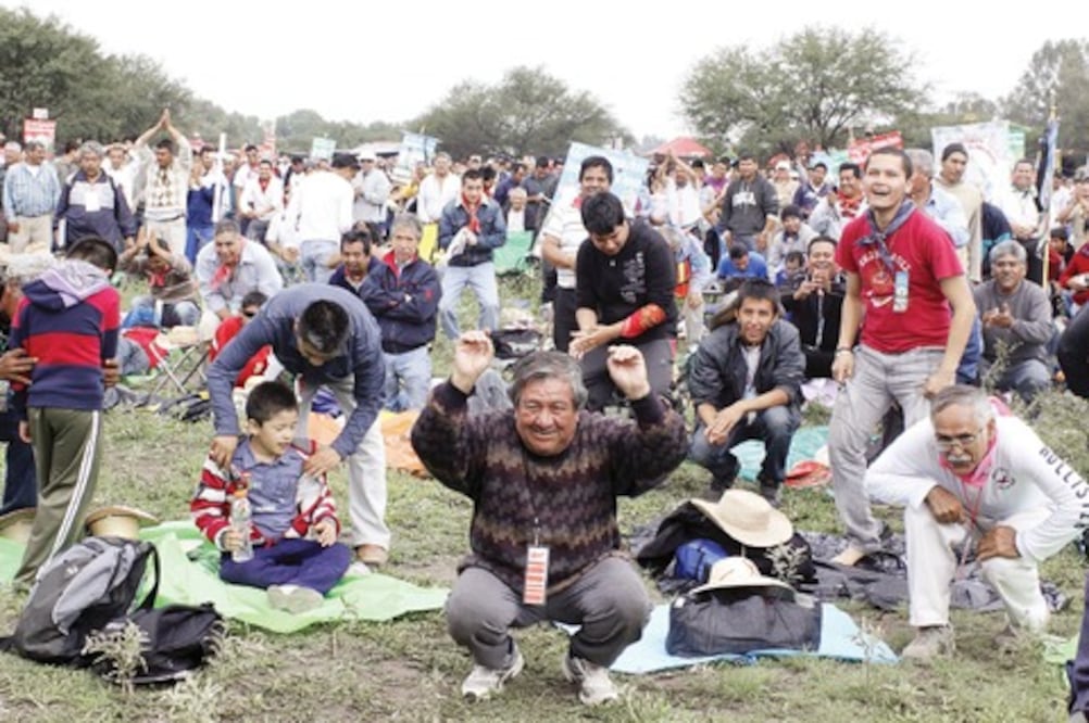 Caminan por una mejor sociedad