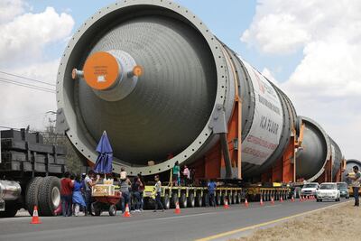 Calderas gigantes salen de Querétaro rumbo a Edomex