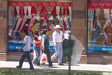 Personas foráneas aumentan padrón