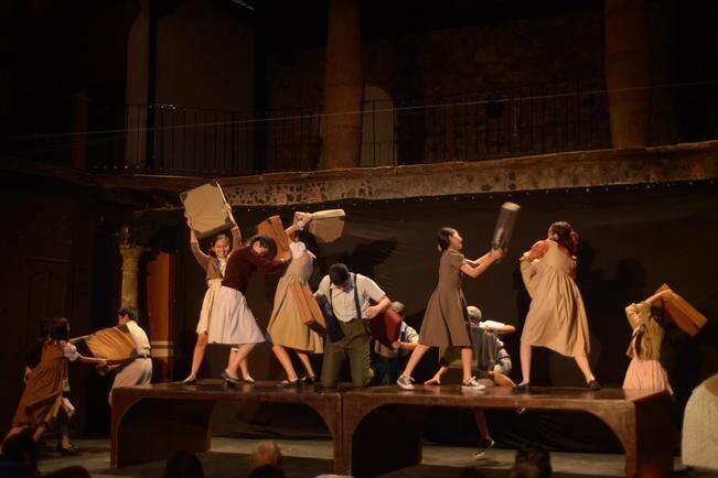 Los niños son el futuro de Cómicos de la Legua