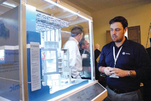 Analizan bondades de energía nuclear