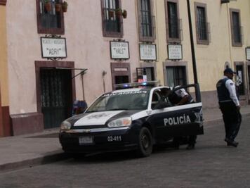 Ocho años para policías detenidos