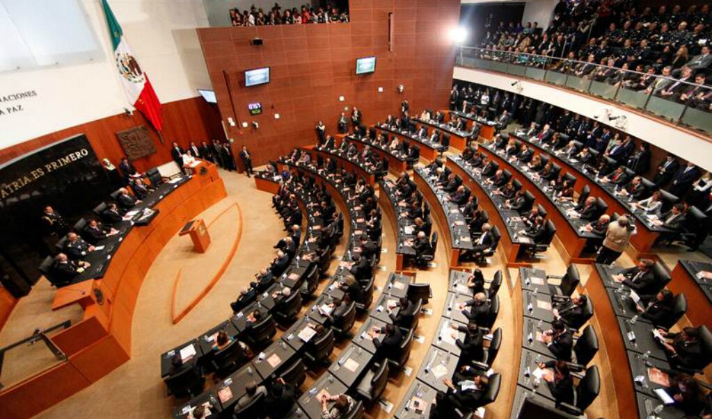 Debate: ¿Licenciatura obligatoria para legisladores?