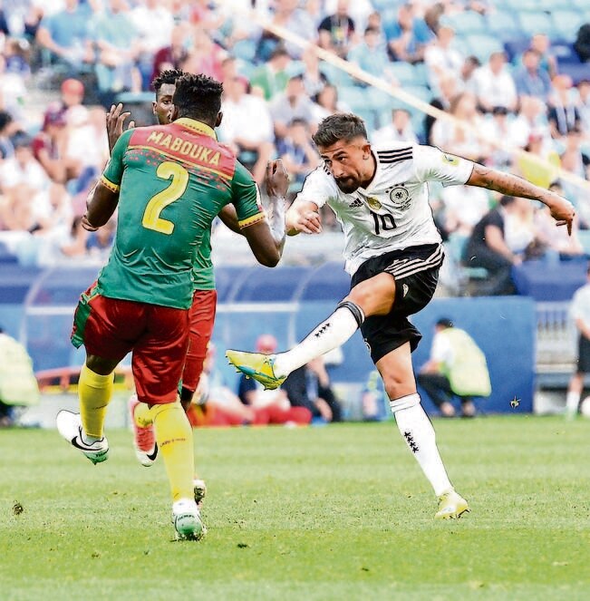 Kerem Demirbay, en su debut en duelo oficial, abrió el marcador (48’) para Alemania (PETER POWELL. EFE)