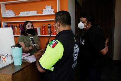 Revisan 16 plazas en zona metropolitana