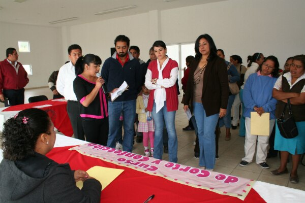 Arrancan talleres de Soluciones-Hábitat 2012