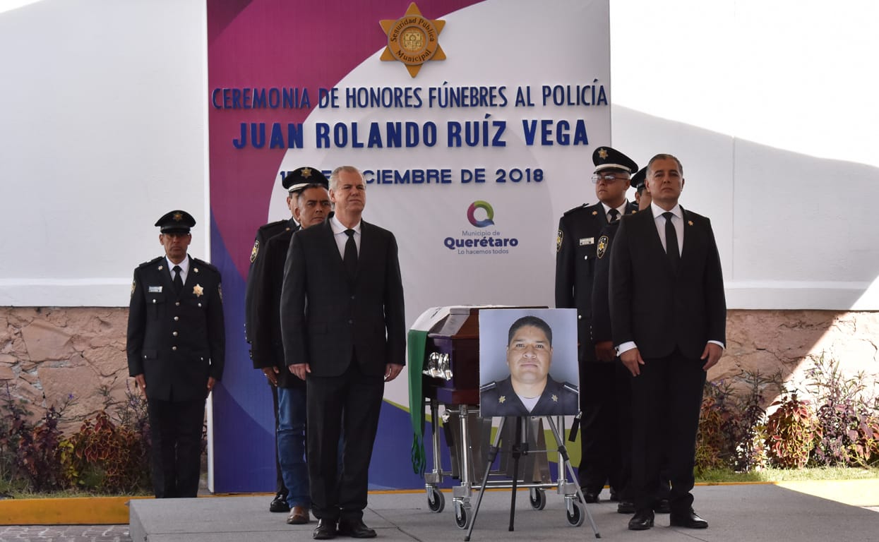 Último adiós a policía Juan Rolando Ruiz Vega